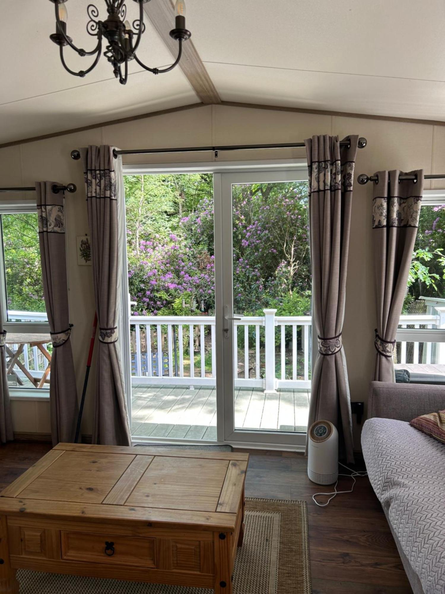 Shangri La At Beauport * Westfield (East Sussex)